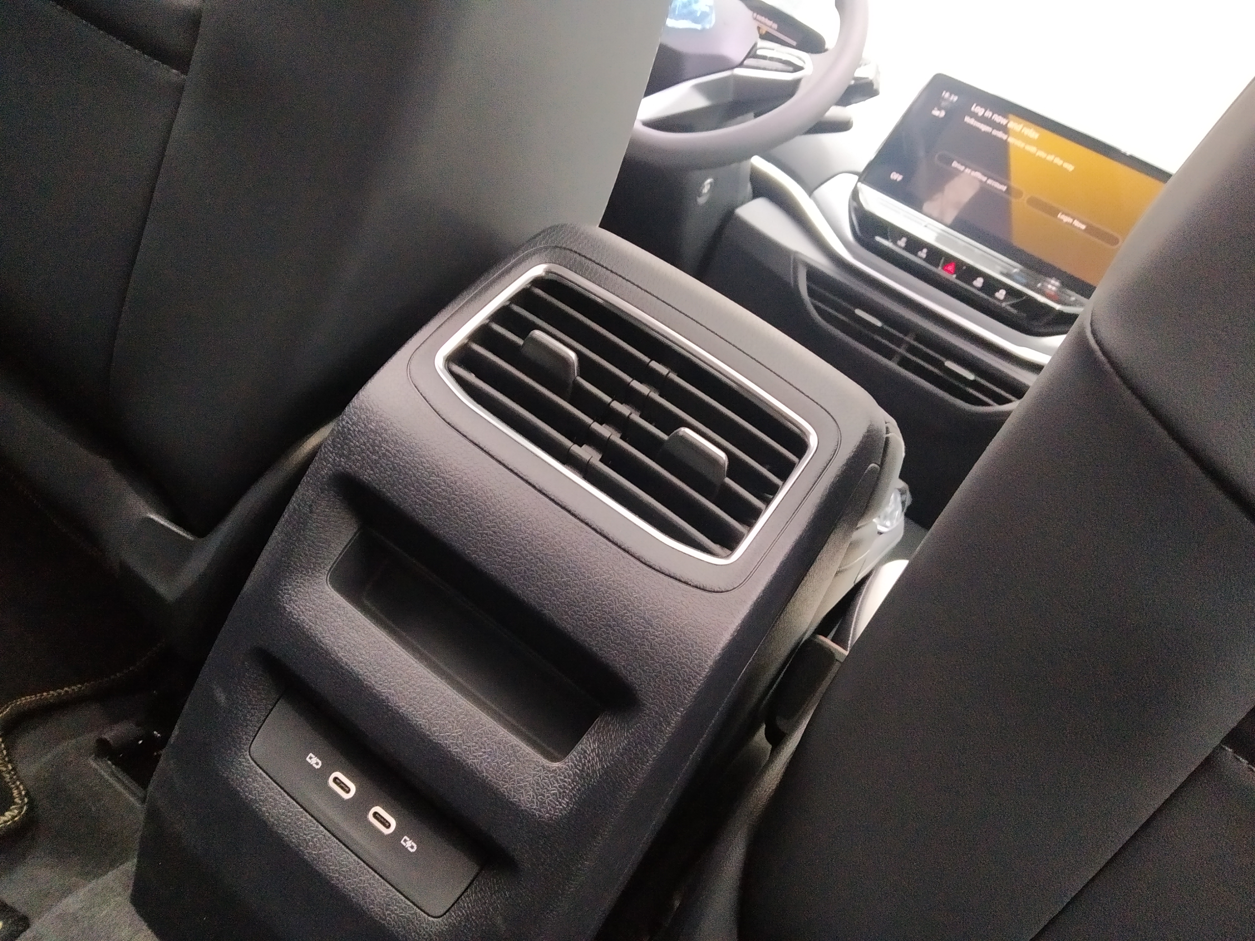 VW  ID4 PURE+ #5102
