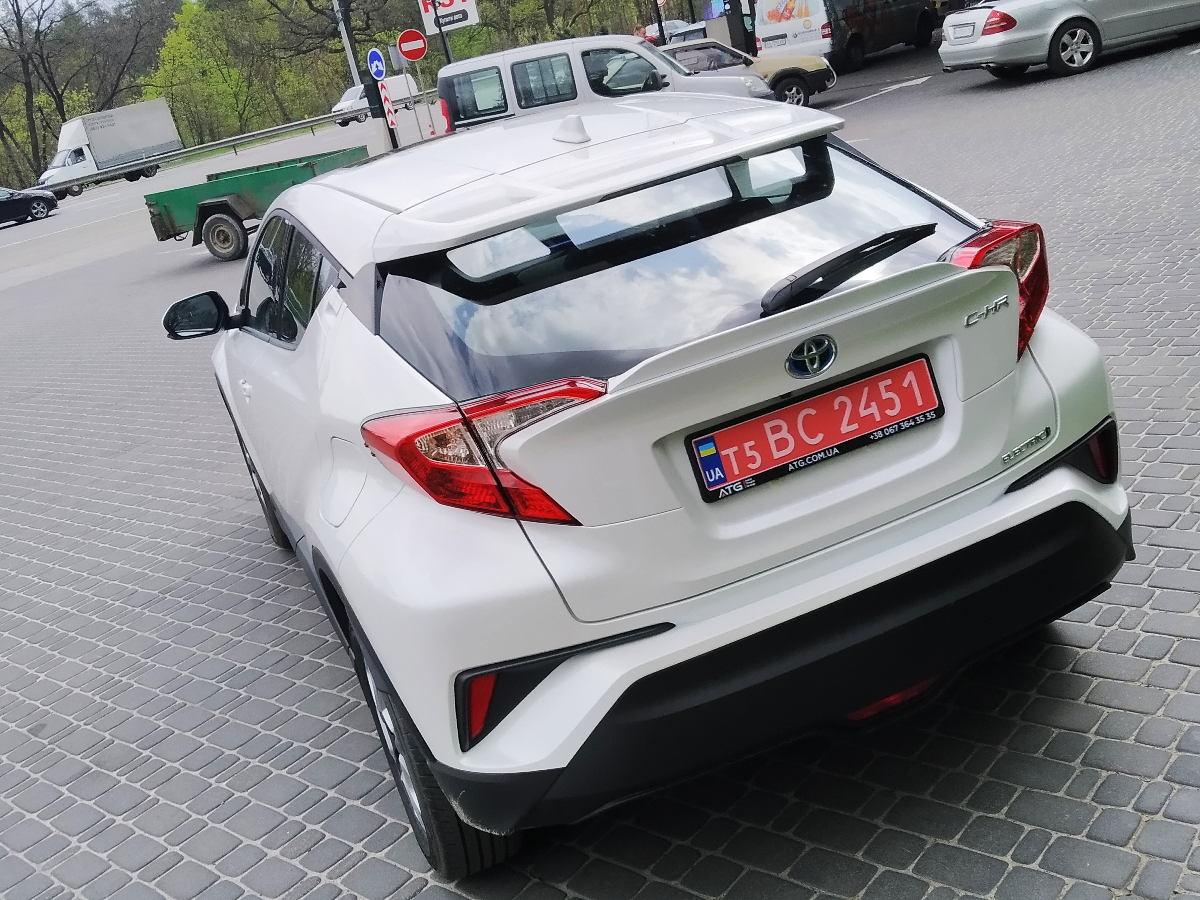 Toyota CHR EV