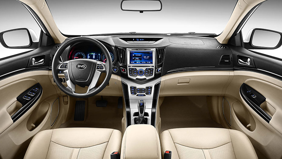 BYD E5