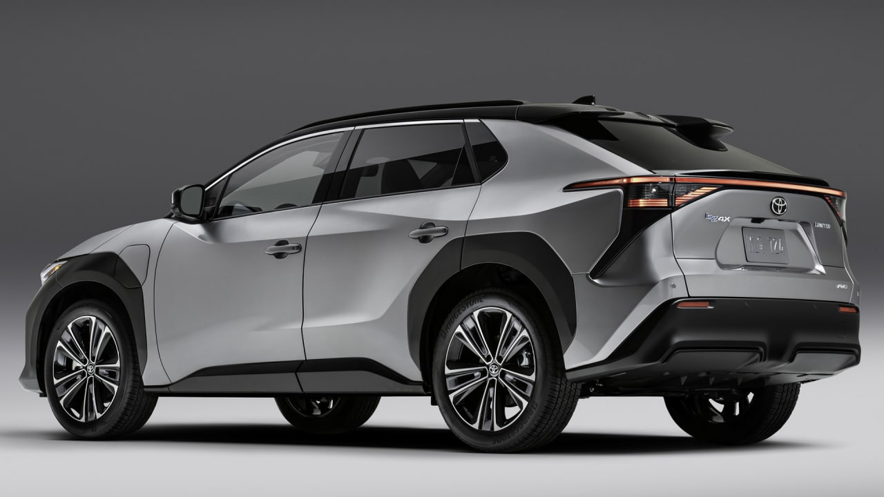 TOYOTA BZ4X