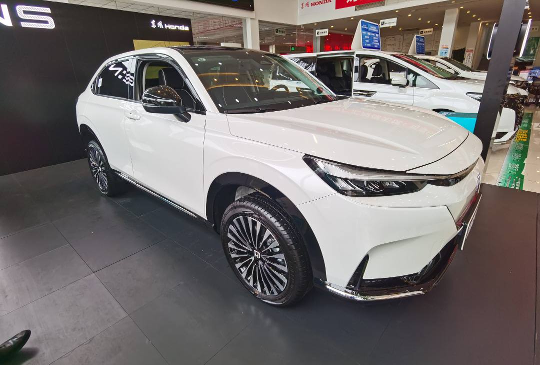 HONDA E NS1