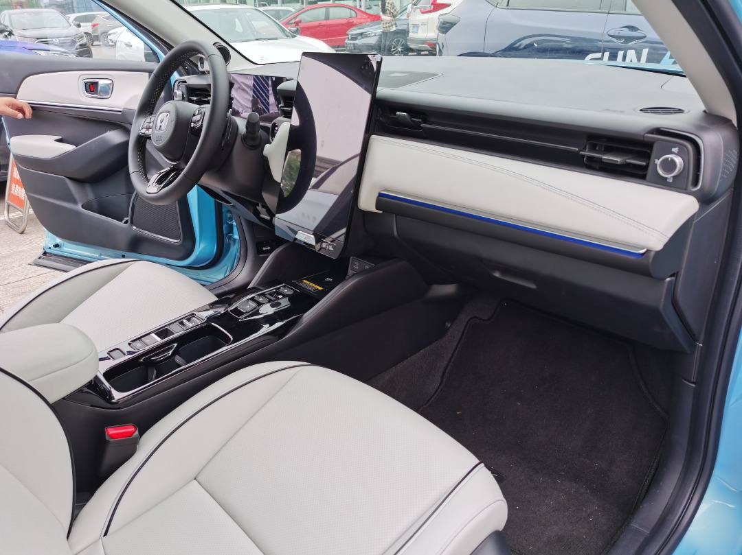 HONDA E NS1