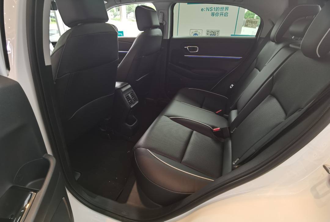 HONDA E NS1