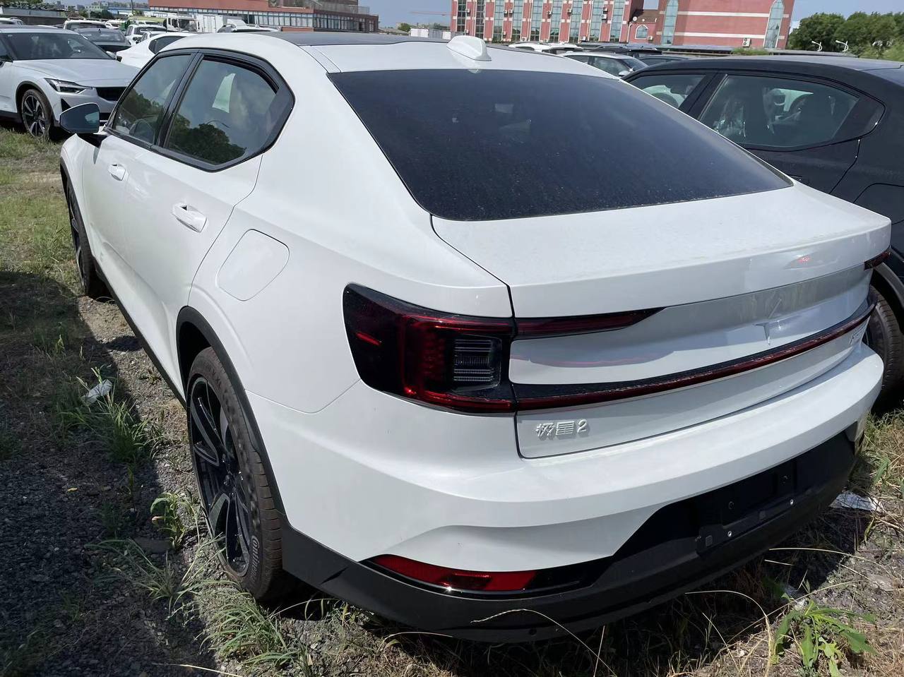 VOLVO POLESTAR 2