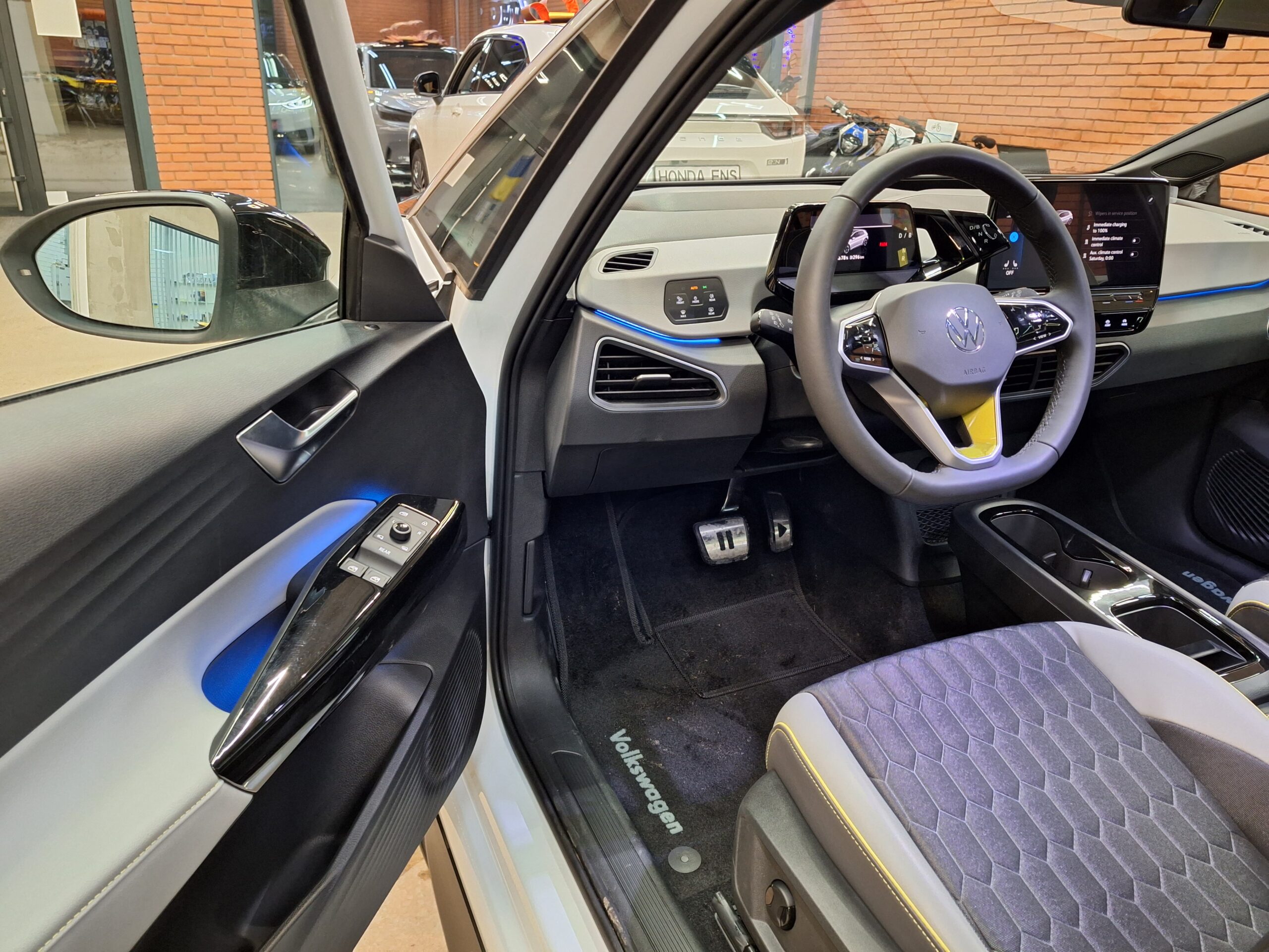VW  ID3 Pro + HUD #2110