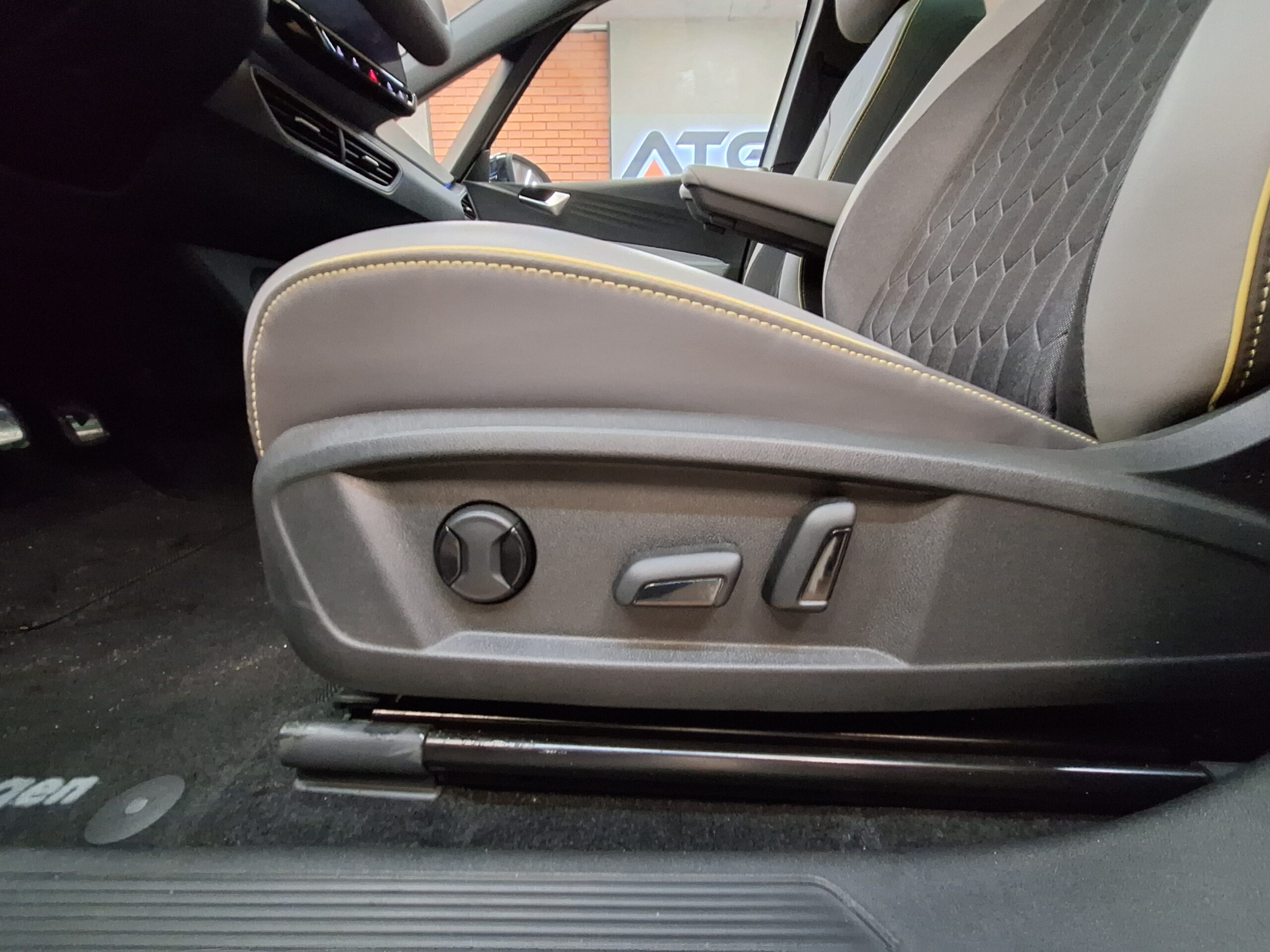 VW  ID3 Pro + HUD #2110