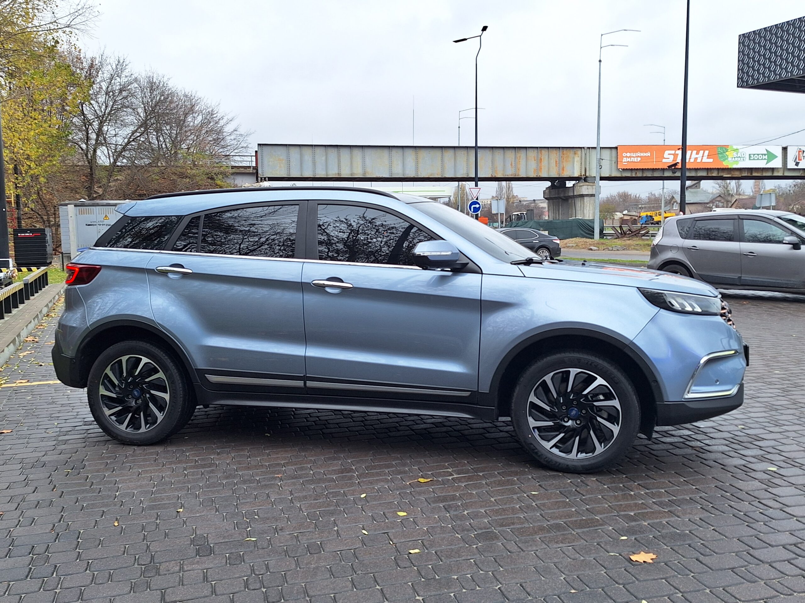 FORD Territoty EV TITANIUM #0074