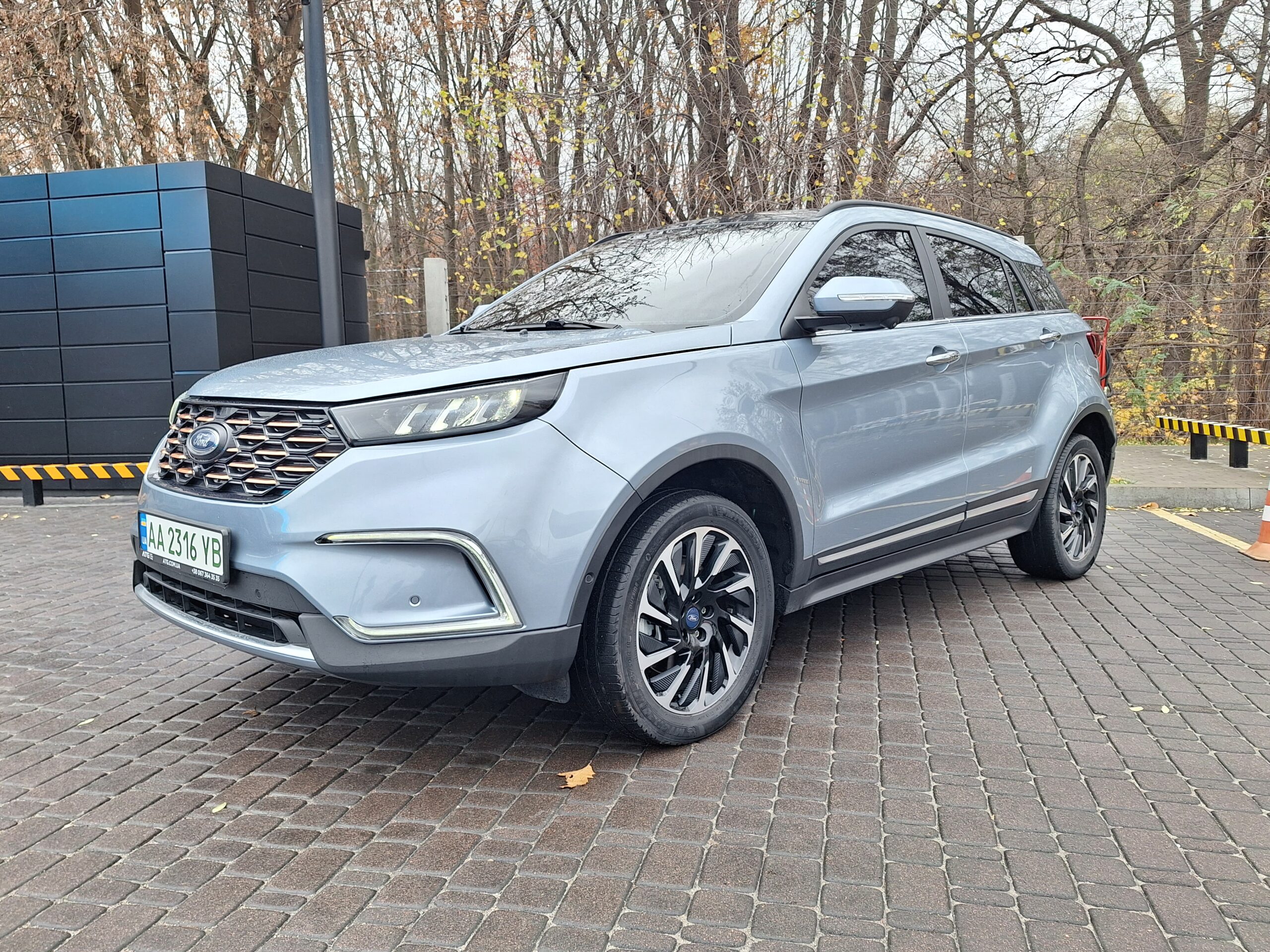 FORD Territoty EV TITANIUM #0074